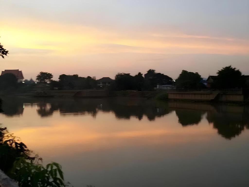 פרה נאקון סי איוטאיה Jidapa Resort מראה חיצוני תמונה