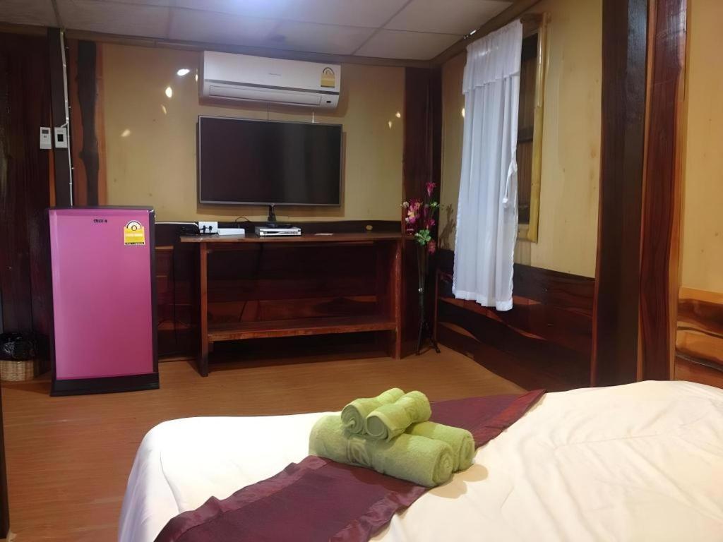 פרה נאקון סי איוטאיה Jidapa Resort מראה חיצוני תמונה
