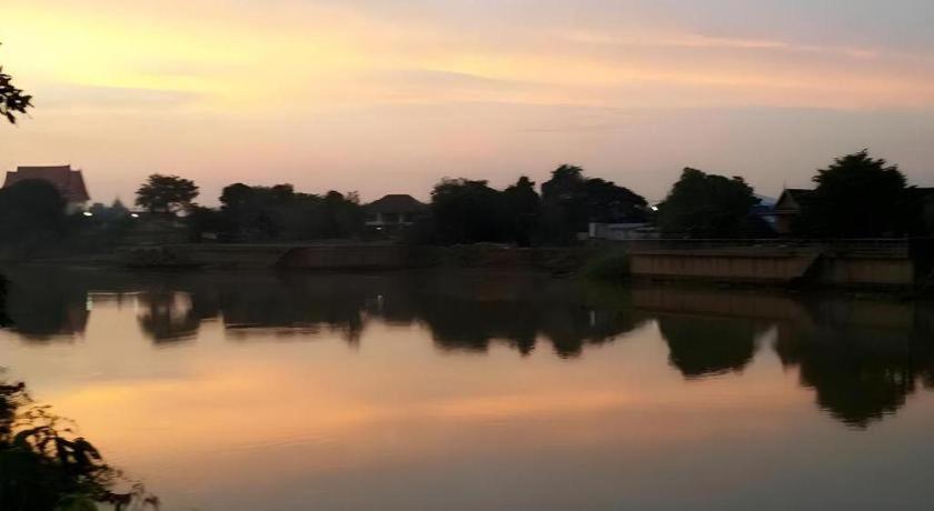 פרה נאקון סי איוטאיה Jidapa Resort מראה חיצוני תמונה