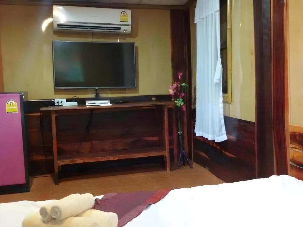 פרה נאקון סי איוטאיה Jidapa Resort מראה חיצוני תמונה
